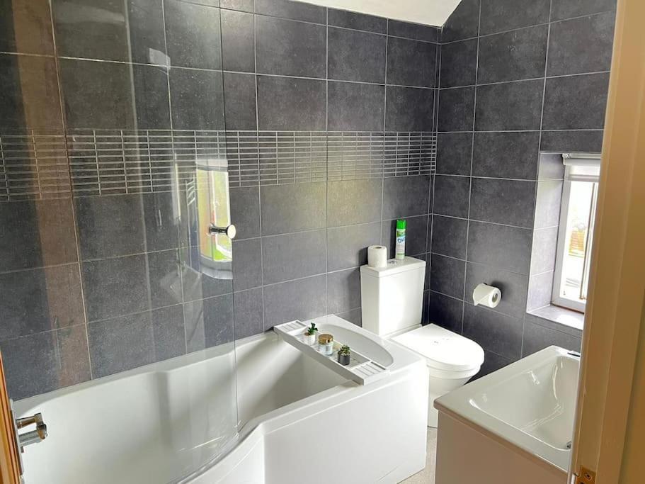 Holiday home Upper Caerfaelog